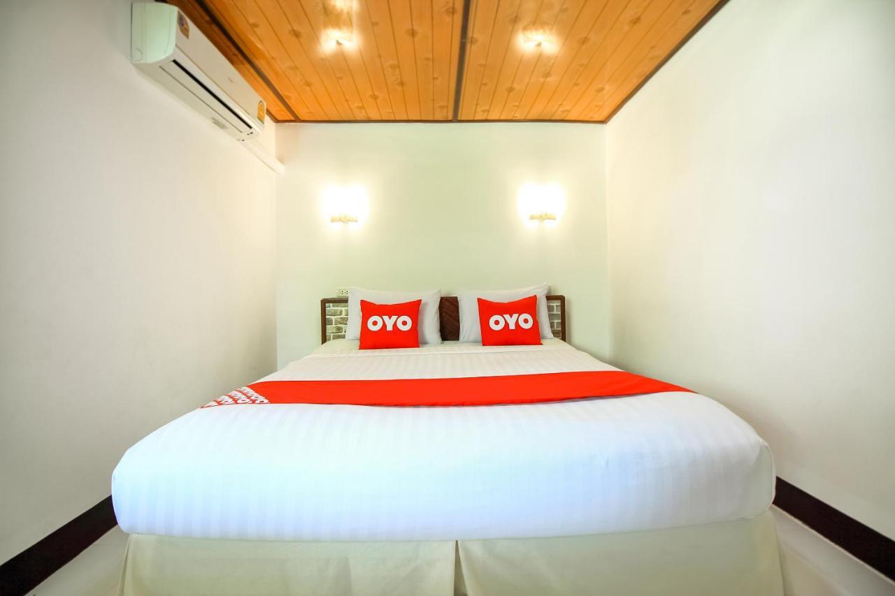 Oyo 354 Ton Hom Resort & Villa HHQ Esterno foto