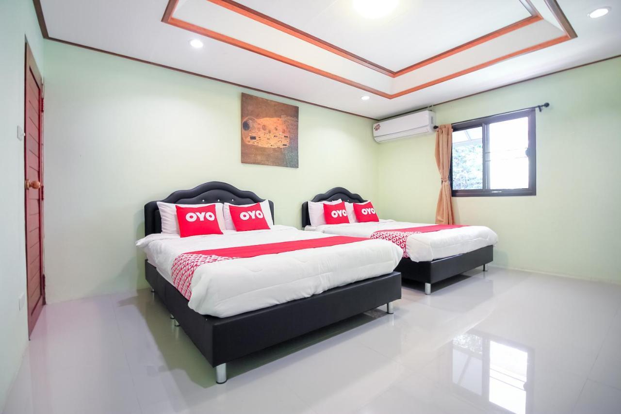 Oyo 354 Ton Hom Resort & Villa HHQ Esterno foto