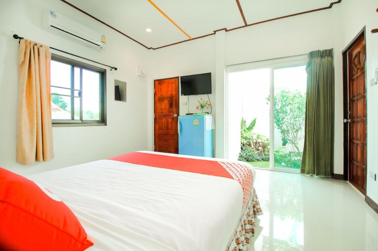 Oyo 354 Ton Hom Resort & Villa HHQ Esterno foto